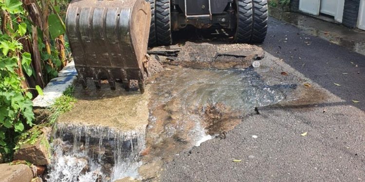 Perumda Makassar Perbaiki Jalur Pipa Utama 600 MM Gowa, Distribusi Air Terganggu