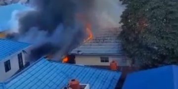 Kepanikan Warga dan Pasien Saat RSUD Syekh Yusuf Gowa Dilalap Si Jago Merah