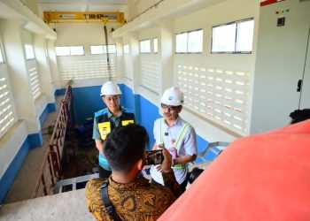 Plt Dirut dan Plt Dirum Pantau Kesiapan Pemasangan Pompa Air Baku di Sungai Moncongloe