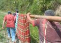 Kisah Pilu, Warga Sinjai Tandu Pasien Sepanjang 2 Km