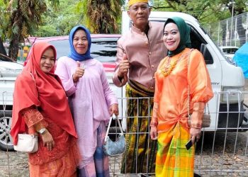 Kontingen SDI Unggulan Toddopuli Makassar Soroti Perhatian di Upacara Hardiknas 2026 dengan Busana Adat Sulsel