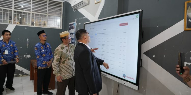 Penuh Peminat, SMPN 6 dan SMPN 3 Perkuat Tim Verifikasi Berkas