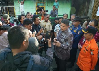 Dari Logistik hingga Material Bangunan, Munafri Kawal Langsung Penanganan Korban Kebakaran Mangasa