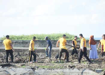Peringati HUT Bhayangkara, Polres Bulukumba Lestarikan Alam