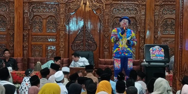 Nurbani Humanity Foundation Sanjungi 500 Yatim‑Dhuafa Demak
