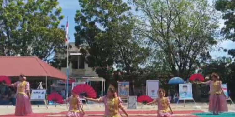 Karya Siswa SMPN 13 Makassar Dipamerkan Secara Umum