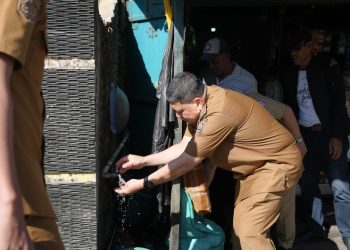 Wali Kota Appi Sidak Langsung Pasokan Air di Permukiman Warga