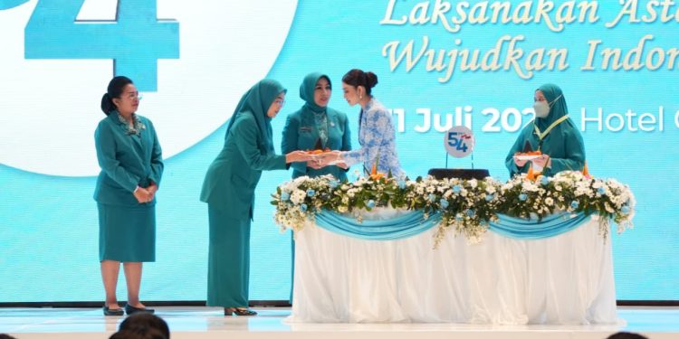 Hadiri Puncak HKG PKK Nasional, Melinda Aksa Tegaskan Komitmen Tingkatkan Kesejahteraan Keluarga