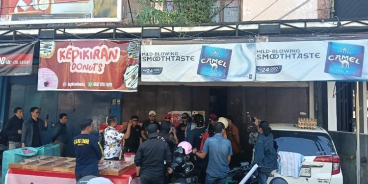 Jual Minol Ilegal Bebas, Elang Timur Sorot Kelalaian Polsek Mamajang
