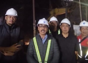 Jamin Pasokan Air Bersih, Rombongan Direksi PDAM Pantau Pengerukan Intake Manggala Malam Hari