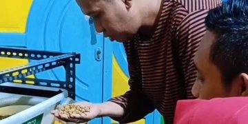 Ketua RT Rappokalling Bagikan Rahasia Sukses Pilah Sampah, Warga Dapat Sembako dari Bank Sampah