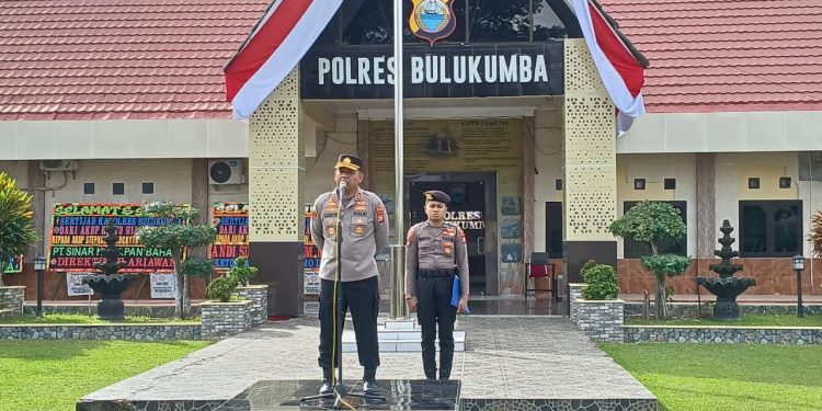 Apel Pertama! Kapolres Bulukumba Tekankan Disiplin, Kebersihan & Cinta Organisasi