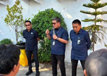 Pengelolaan Parkir di “On The Weekend” TSM Makassar Dipuji Dirut Perumda Parkir