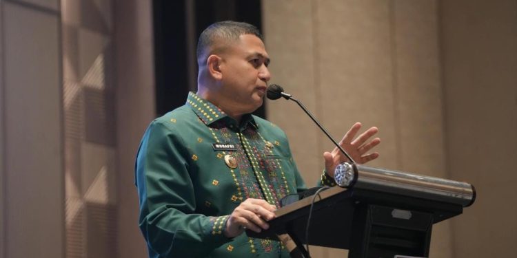 Ilalang di Taman Makassar, Appi Janji Keindahan Kota Akan Terlihat Kembali