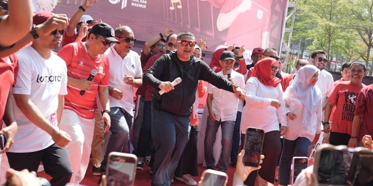Semarak Porseni HUT RI, Munafri Tekankan Kekompakan ASN hingga Peduli Kebersihan