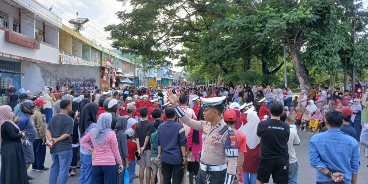 Gerak Jalan Indah HUT ke-81 RI Bulukumba Aman & Lancar Berkat Pengamanan Polres