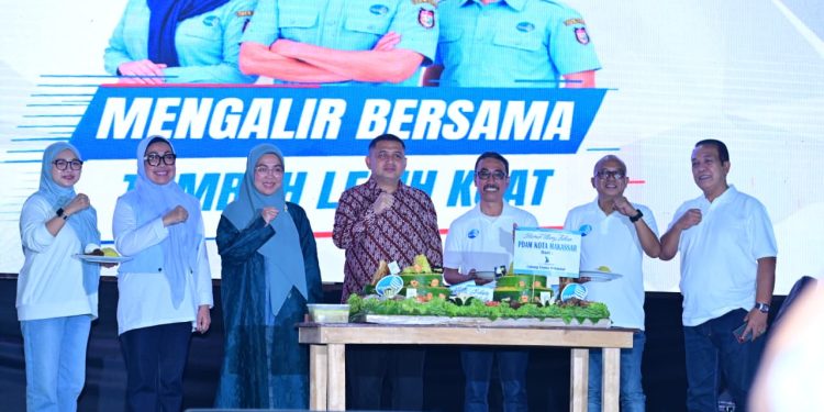 Puncak HUT PDAM, Munafri Dorong Gaji ke-13 Pegawai Perumda Air Minum Direalisasikan