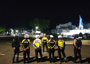 Patroli Gabungan Sat Lantas, Samapta dan Polsek Ujung Bulu, Upaya Ciptakan Kamtibmas Kondusif