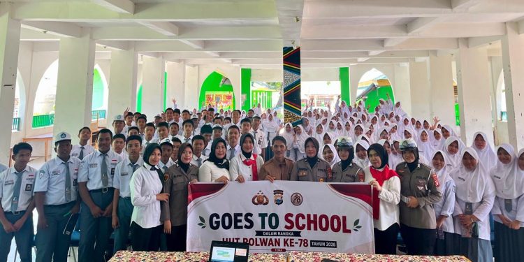 Sambut Hari Jadi ke-78 Polwan RI, Polwan Polres Bulukumba Gelar Police Go to School