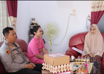 Hormati Jasa Pengabdian! Kapolres Bulukumba Bersama Bhayangkari Silaturahmi Purnawirawan Polri