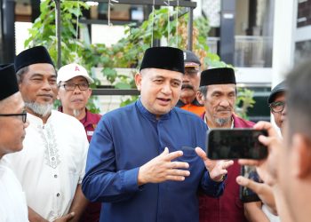 Appi Apresiasi Urban Farming Masjid Bin Baz, Panen Melon di Bukit Baruga