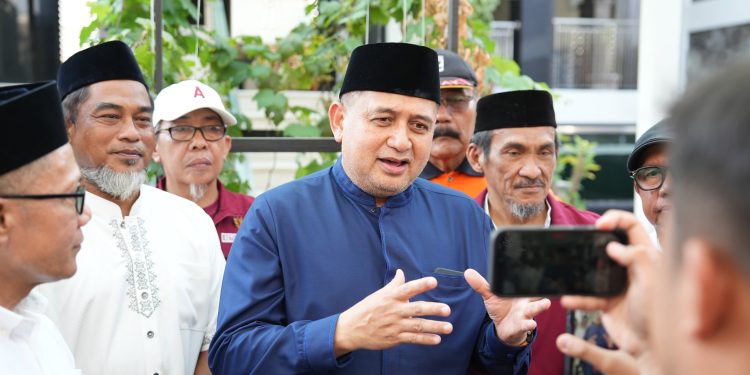 Appi Apresiasi Urban Farming Masjid Bin Baz, Panen Melon di Bukit Baruga