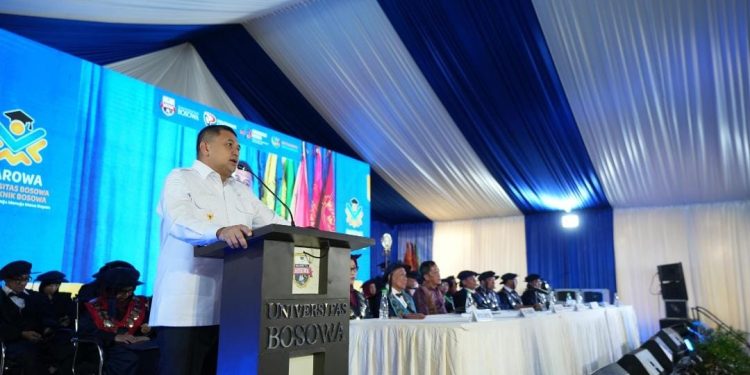 Wali Kota Makassar Bekali Ribuan Maba Bosowa Jadi Social Control Pemerintah-Masyarakat