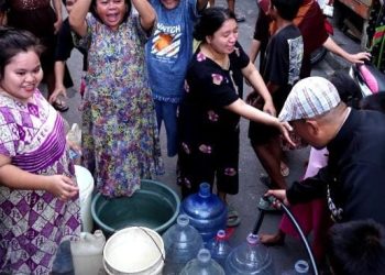 PDAM Makassar Sisir Lorong hingga Malam Salurkan Air Gratis di Bara-Baraya