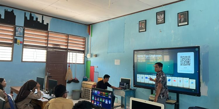 Antusias! Siswa SMAN 5 Palopo Dibekali Pengetahuan AI dari Polres Palopo