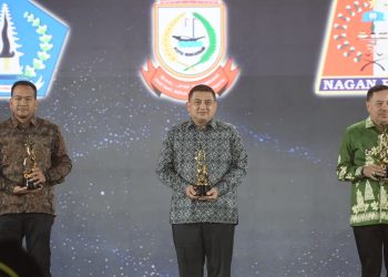 Tunjangan Guru & Revitalisasi Sekolah Pulau, Antar Appi Raih Penghargaan Nasional!