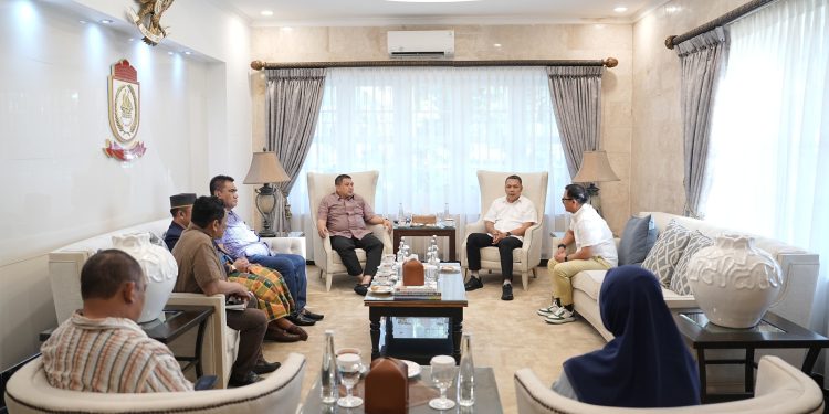 Dikunjungi Direktur Pemasaran Ritel Pertamina, Appi Tegaskan Antrean BBM Harus Segera Diselesaikan