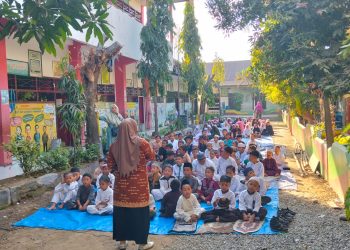 Sebelum Masuk Kelas, Siswa SD Inpres Pannampu II Sholat Dhuha Berjamaah