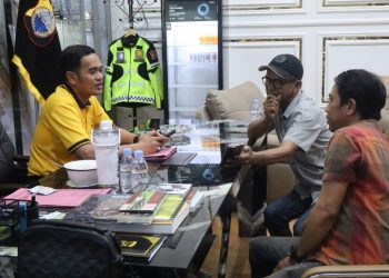 Lebih Dekat dengan Masyarakat! Kapolresta Gowa Bahas Aksi Sosial Bersama Relawan Lingkungan