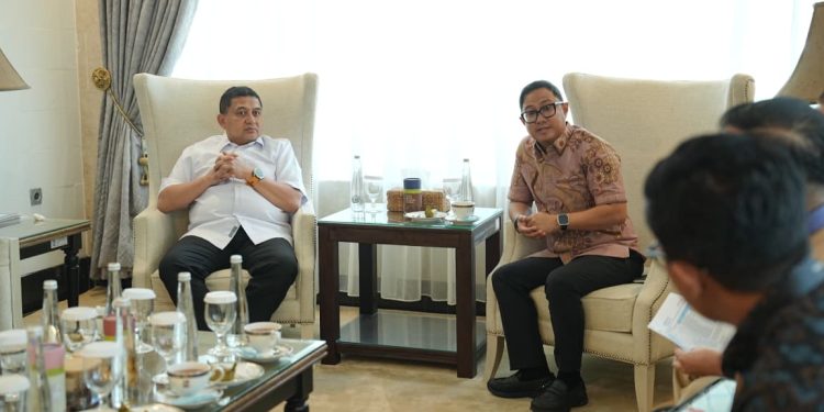 Duduk Bareng Pemkot, Petinggi Pertamina Bongkar Skema Baru Atasi Antrean Solar di Makassar