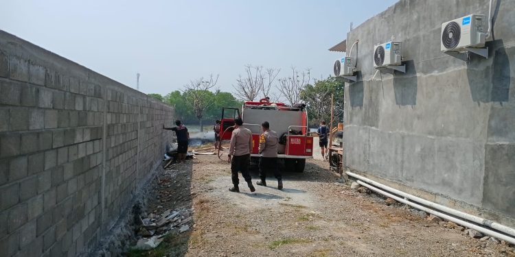 Bahaya! Lahan Kosong Belakang Hotel Aesthetic Palopo Nyaris Meluas Kebakaran