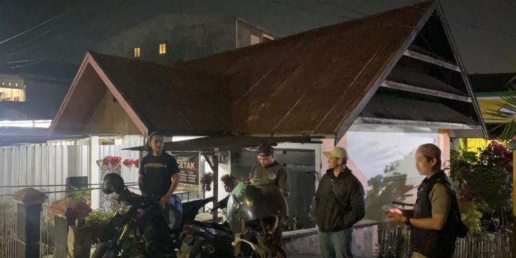 Cegah Tawuran, Polsek Wara Gencarkan Patroli Malam di Kawasan Jalan Sempowae Palopo
