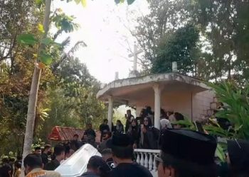Ibunda Ferdy Sambo Dimakamkan di Luwu dengan Tradisi Patane, Ferdy Tak Dapat Hadir dari Lapas