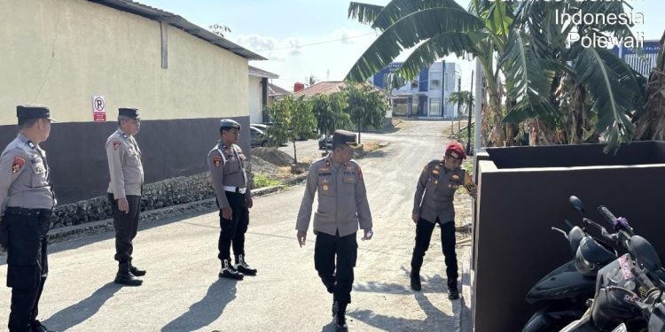 Wakapolres Bulukumba Cek Kebersihan Mako: Jaga Kerapian, Cerminkan Kedisiplinan dan Pelayanan