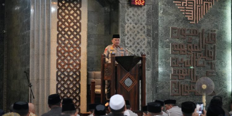 Kapolda Sulsel Gelar Shalat Subuh Keliling di Lima Masjid Makassar, Perkuat Sinergi Polri dan Masyarakat