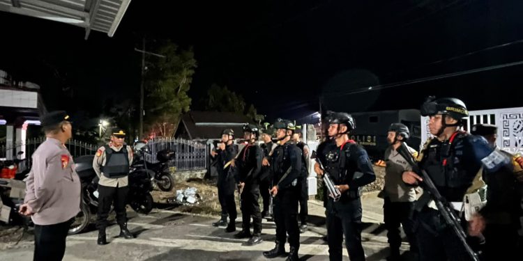 Polres Palopo Laksanakan Patroli Dialogis Malam di Wilayah Pelangeran, Situasi Aman dan Kondusif