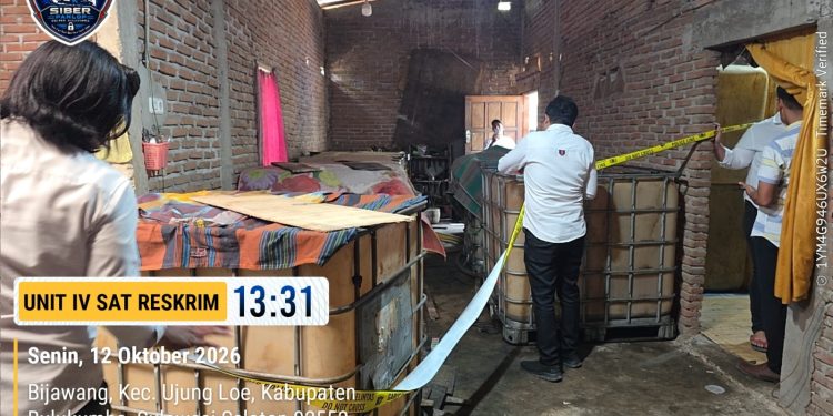Polres Bulukumba Bongkar Penimbunan BBM Bersubsidi di Rumah Kosong, 1.900 Liter Bio Solar Diamankan