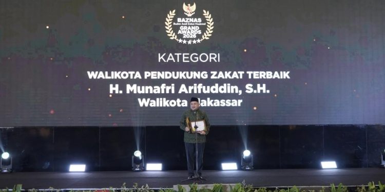 Dukung Pengelolaan Zakat Terbaik, Wali Kota Appi Raih Penghargaan Nasional Dari BAZNAS RI