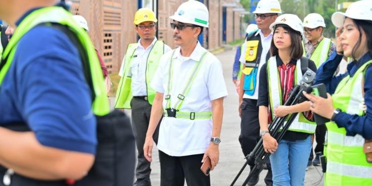 Andi Syahrum Ikuti Pemantauan IPALD Losari dalam ADB Press Tour