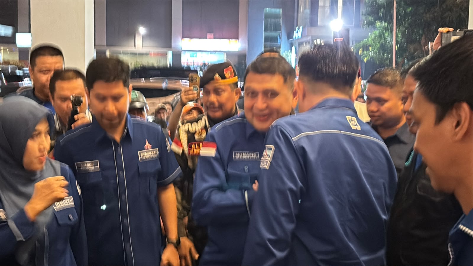 AHY Sambut Appi dengan Warna Biru dan Kenang Perjuangan Politik Bersama