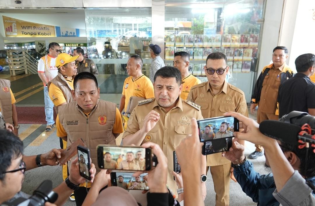 Lepas Kontingen ke Porprov XVIII, Wali Kota Appi Semangati Atlet Target Juara Umum