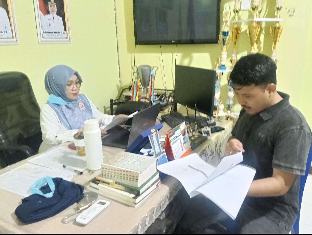 Jaga Transparansi Keuangan, Kepsek dan Bendahara SMPN 18 Makassar Bangun Sinergi Pengelolaan Keuangan